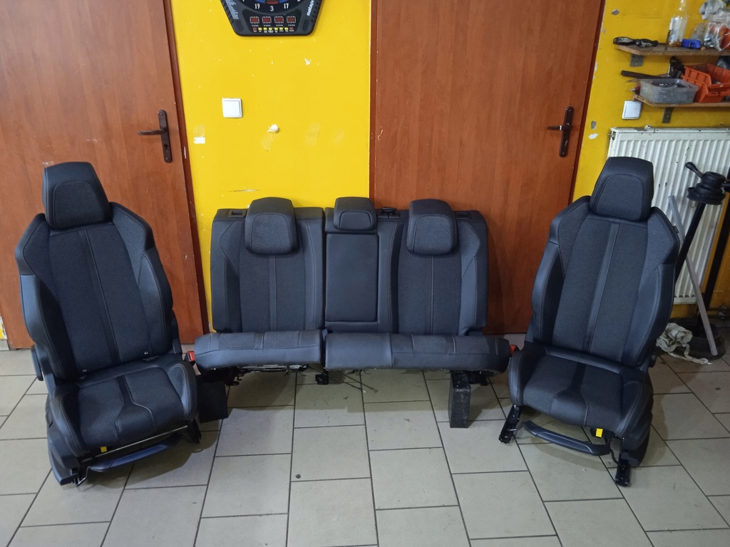 фото №1, Peugeot 3008 сиденья сиденье перед задняя