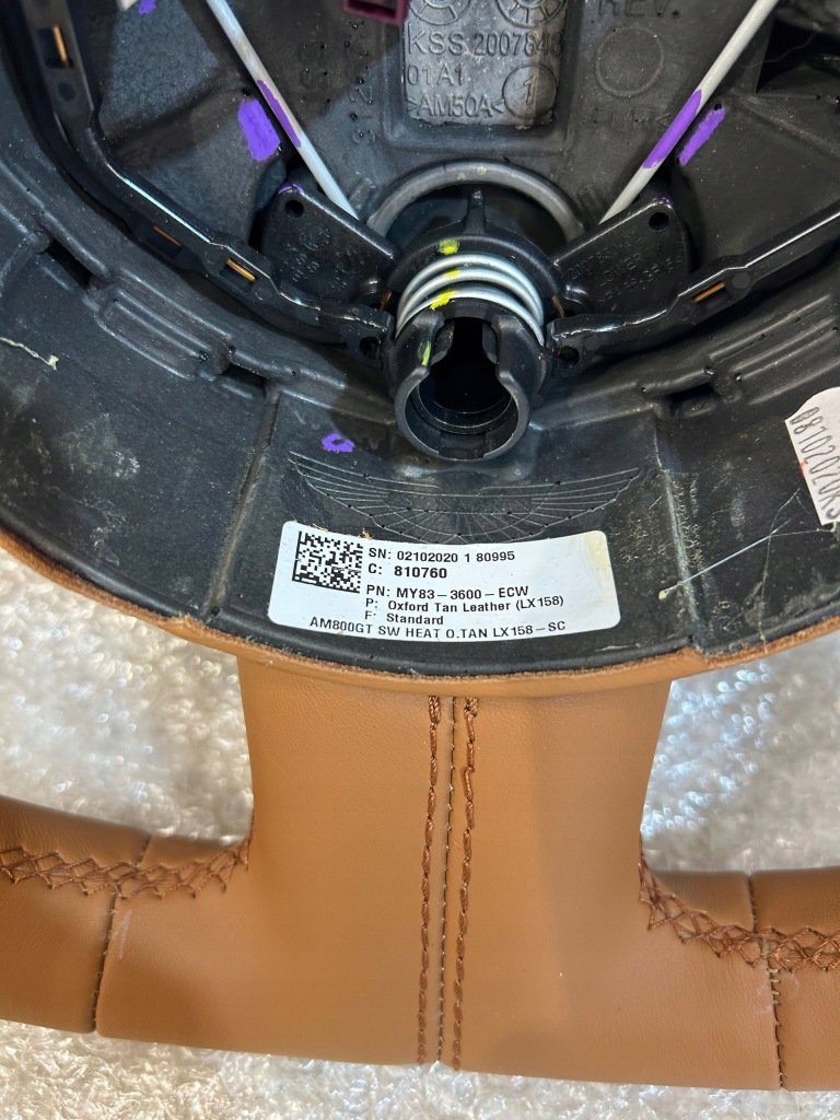 фото №4, Aston martin dbx повітропровід