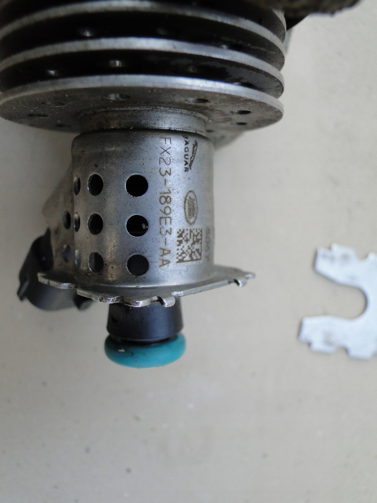 фото №7, Jaguar xf x260 форсунка adblue