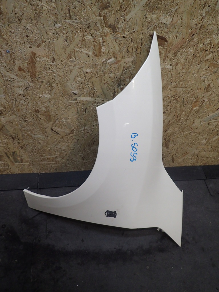 фото №1, Крыло перед левый renault megane iii 3 cc 08-