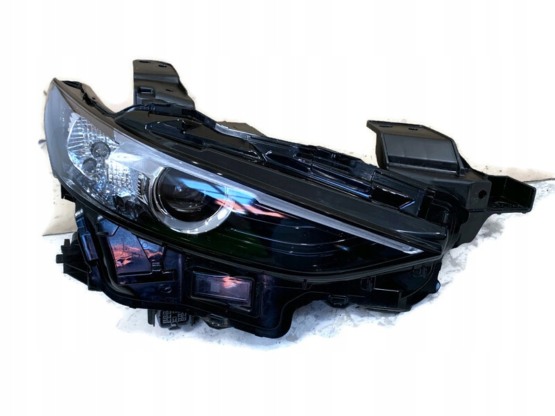 фото №1, Mazda 3 iv -19 лампа full led правая 8 pin ładna