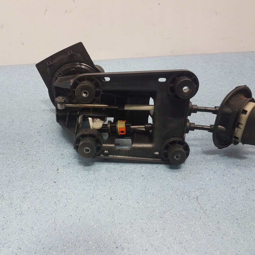 фото №8, Citroen c4 i 1.6b домкрат перемикання передач з троси 9688691580