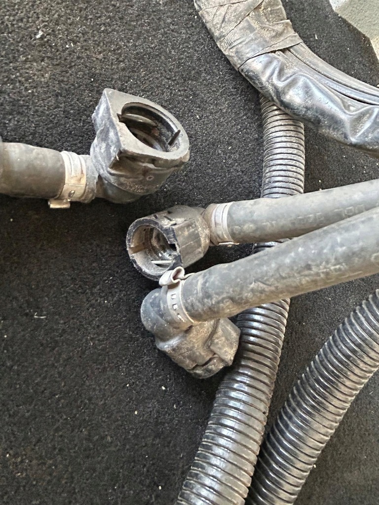 фото №2, Шланг adblue mercedes actros mp4