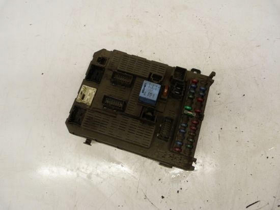 фото №1, Коробка предохранителей 9645352980-ih citroen c5