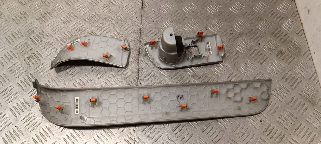 фото №7, Dodge durango 2015 рамка бардачка панелі приладової панелі x70005302sm