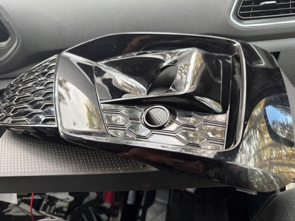 Audi a5 рестайлінг  b9 s-line решітка бампер перед праві оригінал audi Київ