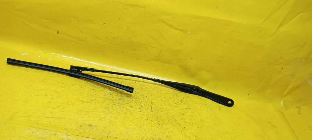 Важіль двірники правий перед opel astra h iii 2004-2011r 13111220 . Ціна