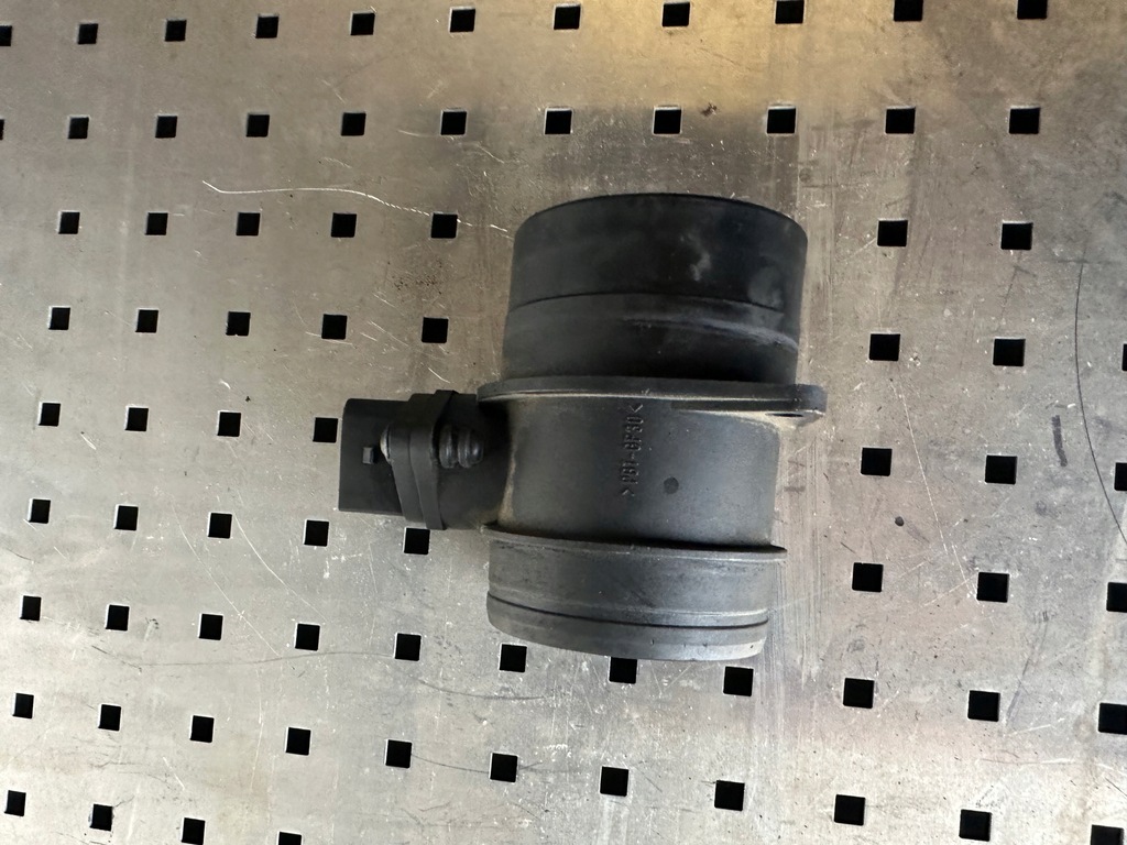 фото №1, Расходомер vw audi 0281002461