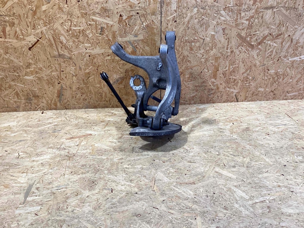 фото №10, Поворотний кулак підвіска заднього ліва porsche macan 95b505431by 8r0505435c