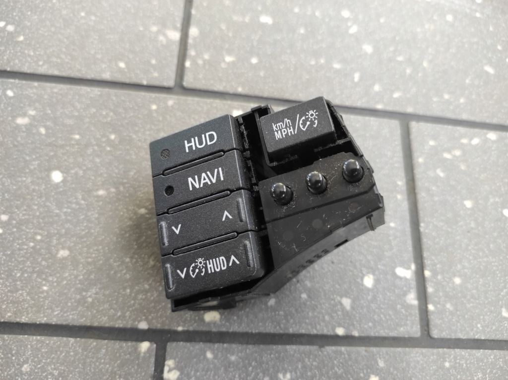 фото №1, Панель кнопка перемикач hud navi toyota prius iii 7pd800
