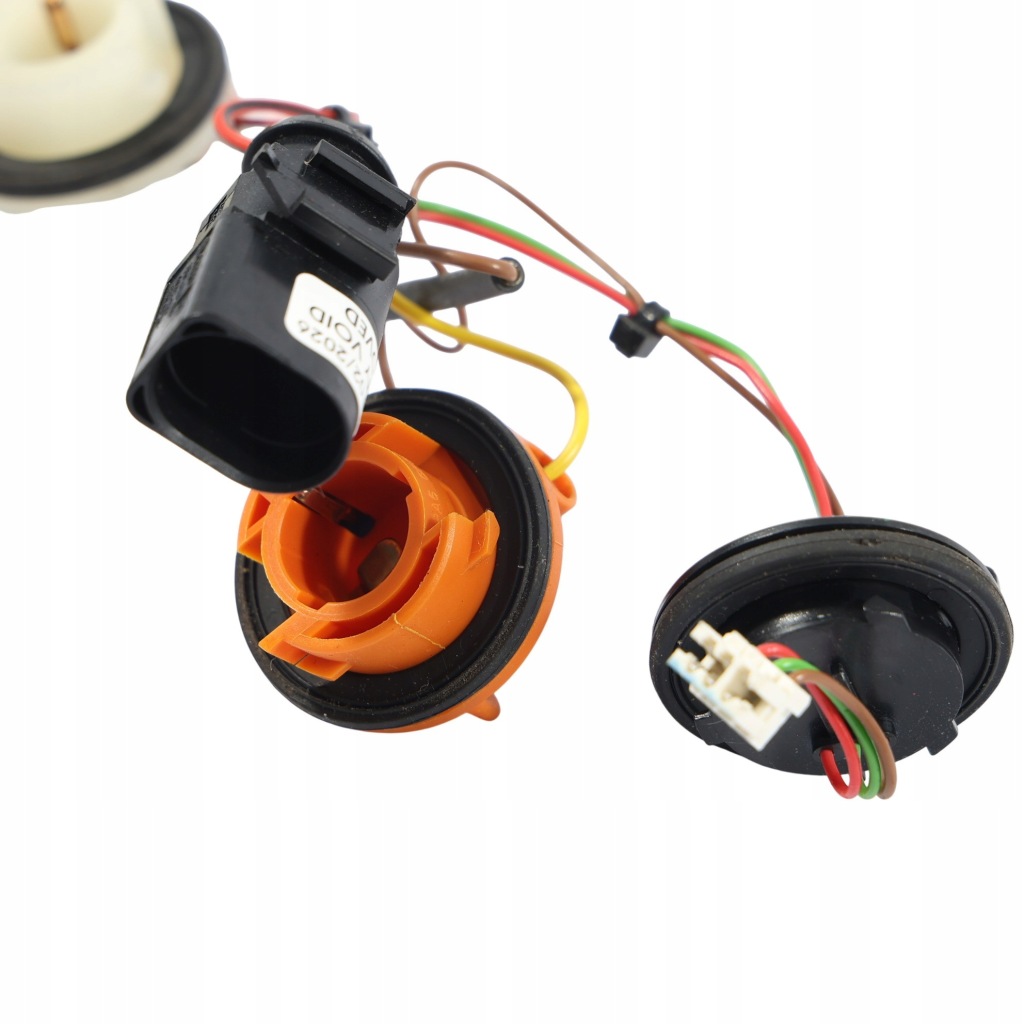 Audi a3 8p cabrio кронштейн лампочка лампи лівий правий задній 8p7945221 Оригінал