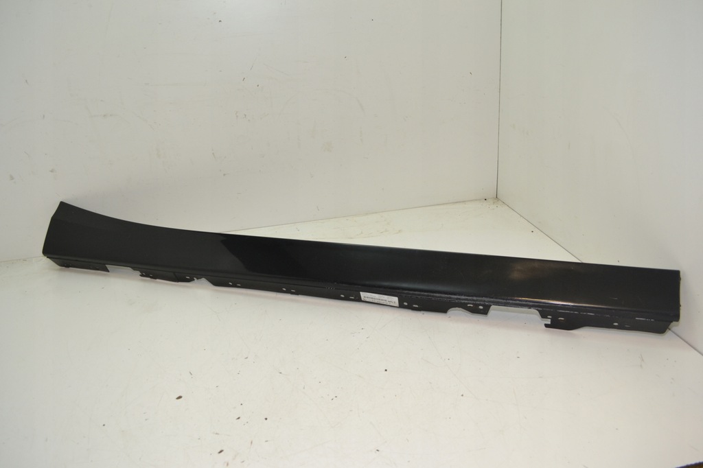 фото №1, Bmw f20 молдинг поріг поріг права blacksaphire