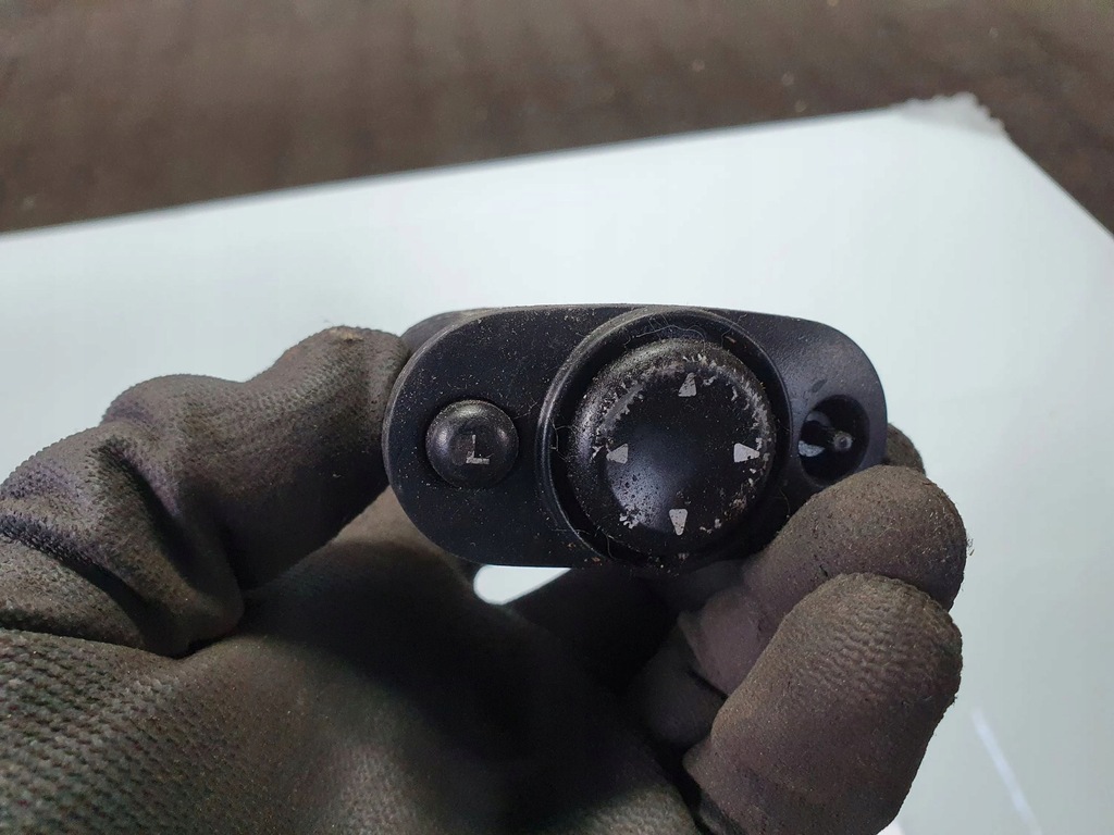 фото №7, Chrysler pt cruiser 2004 кнопка регулировки зеркал боковых