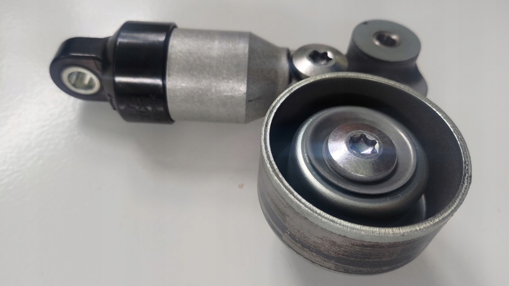 фото №1, Mitsubishi eclipse cross 1.5 turbo натяжитель ремень генератора