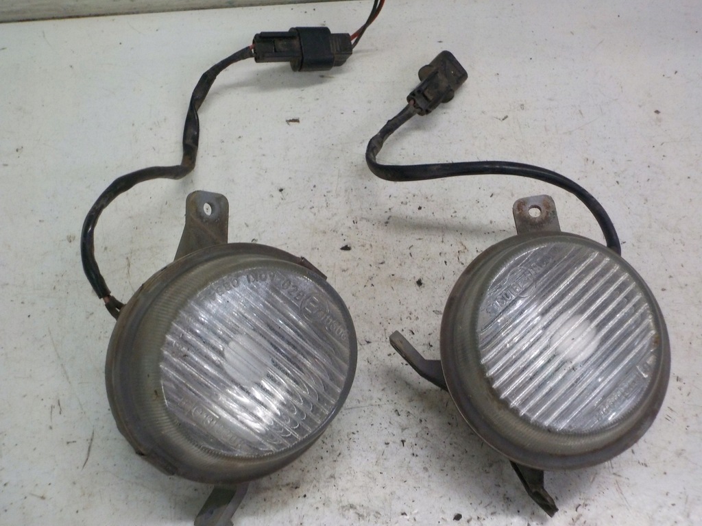 фото №1, Mitsubishi colt v противотуманная фара левый