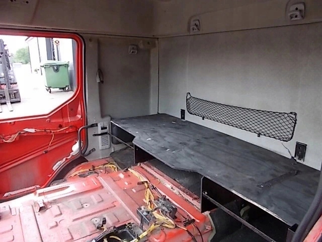 Renault premium dxi кабина каркас + дверь Цена