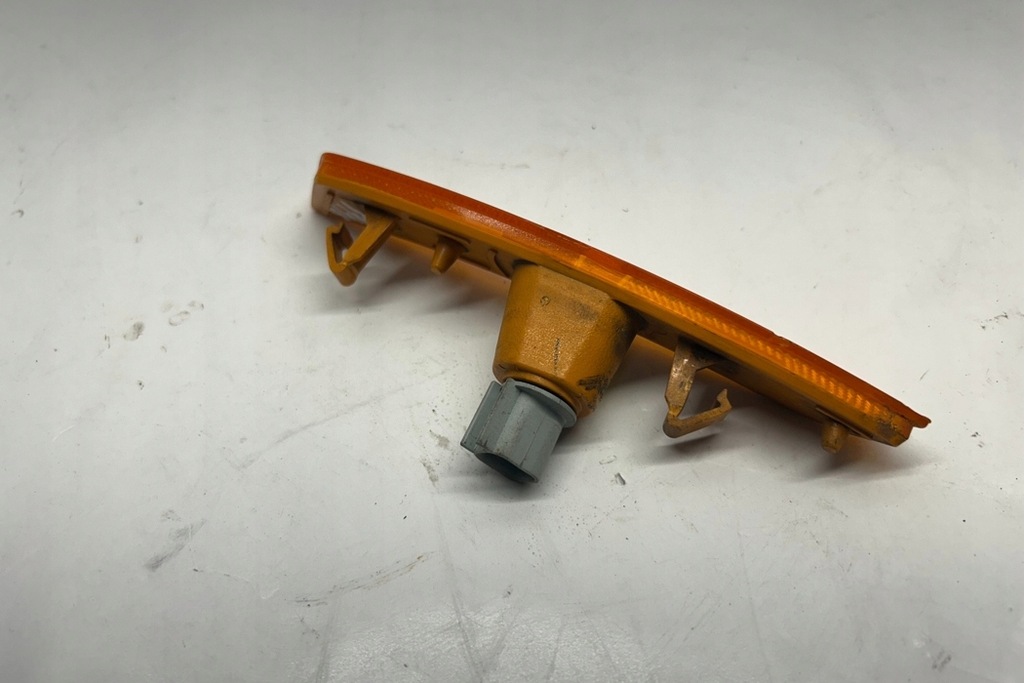 фото №9, Отражатель передний chevrolet camaro 23169181 2.0l бензиновый 202kw 2021