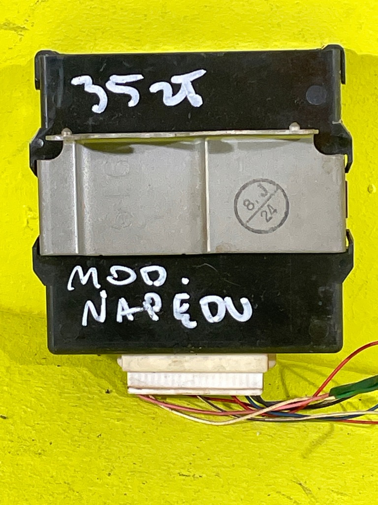 фото №1, Toyota rav4 iii - модуль привода 89630-42020