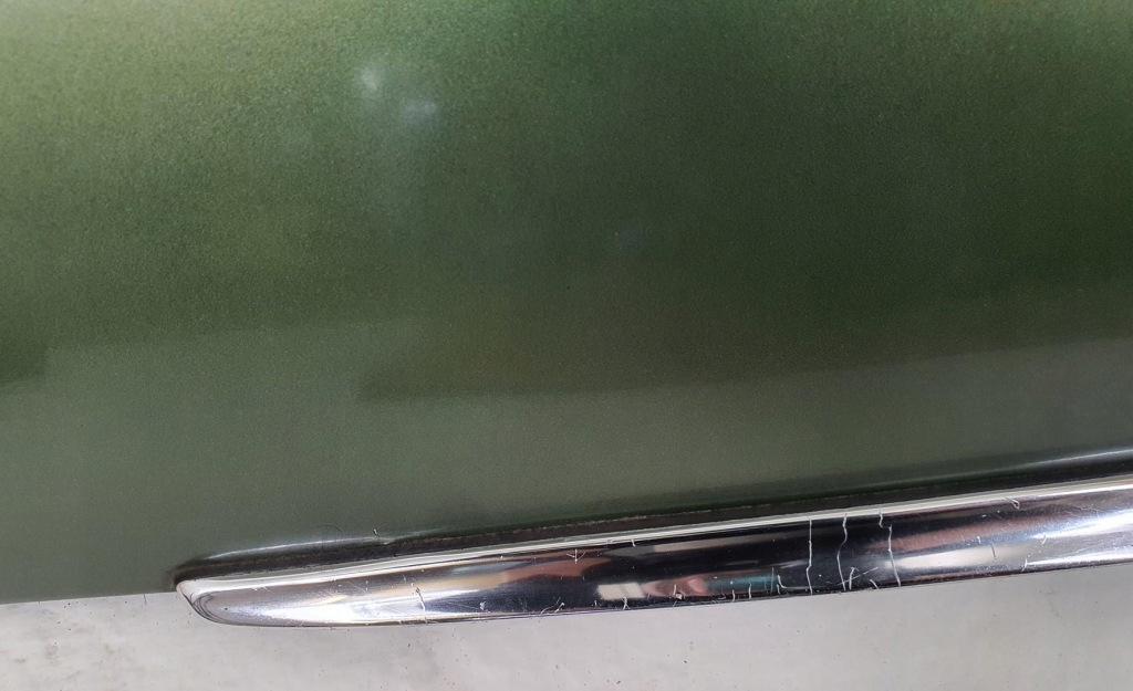 Крышка багажника задний  задняя 876 mercedes w126 Доставка