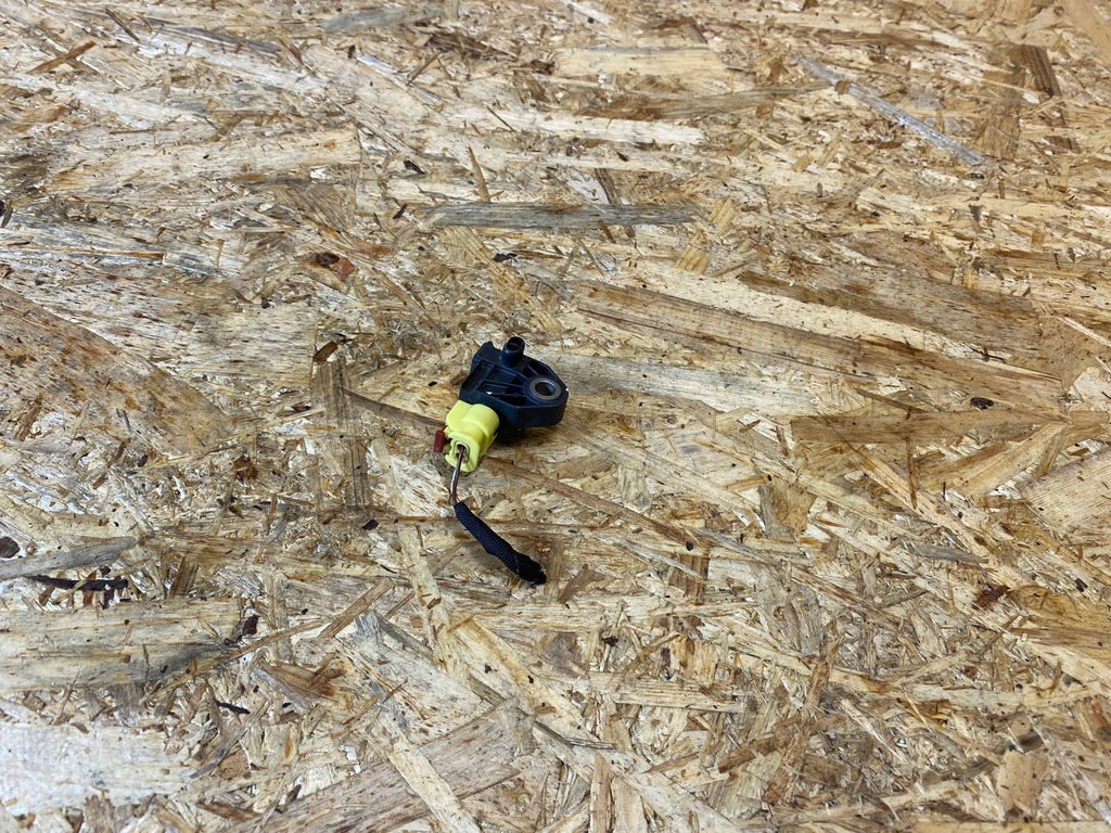 фото №7, Датчик удара штекер audi e-tron 4ke 4ke959345a