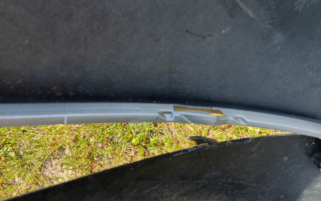 фото №8, Бампер задній задня спойлер молдинг toyota camry viii