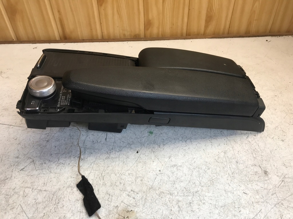 фото №6, Підлокітник бардачок mercedes w204 a2046800639