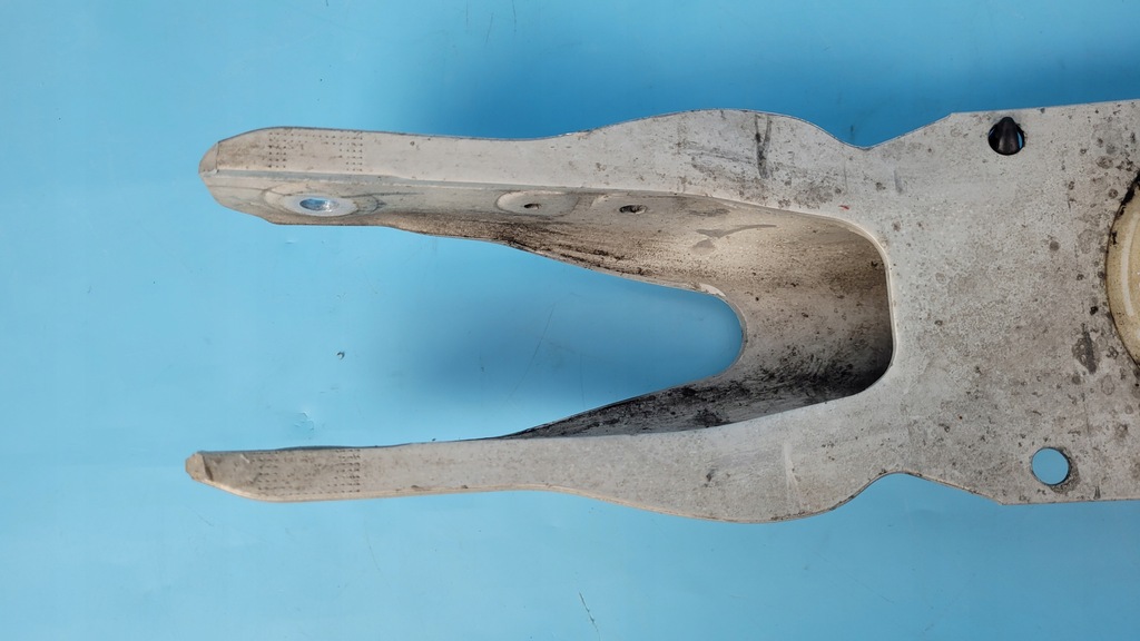 фото №11, Mercedes x247 glb 200 23r рычаг левый задняя a2473523700