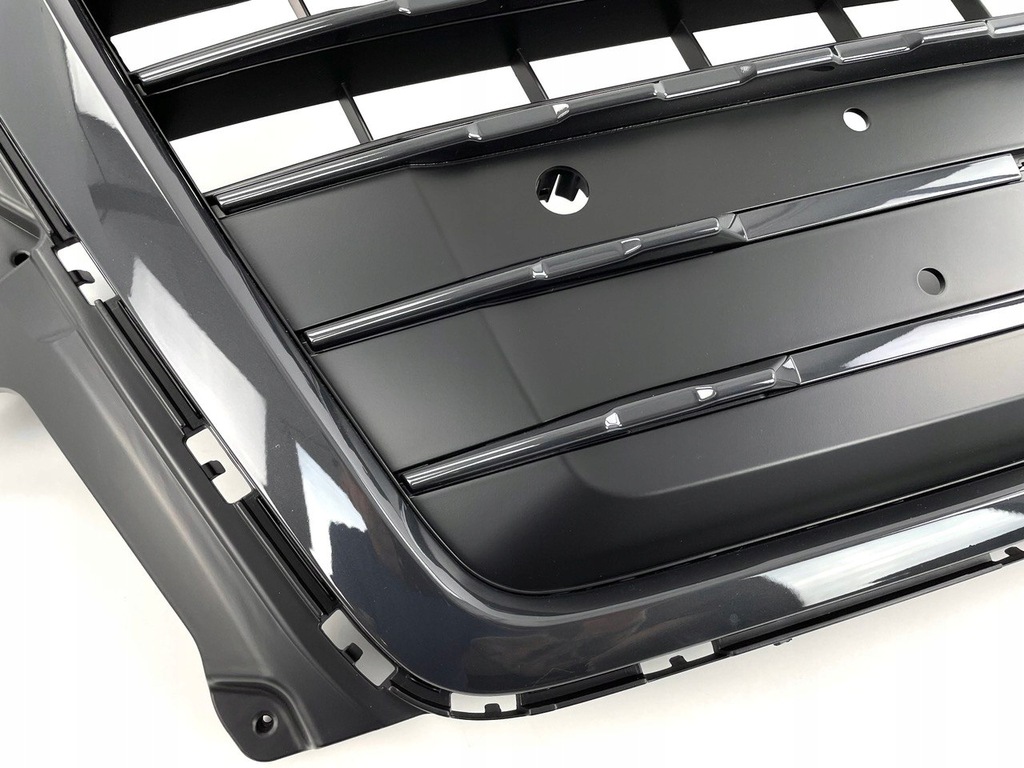 фото №12, Audi q7 4m 15-19 s-line shadow line решётка радиатора решётка радиатора + решётки боковой набор