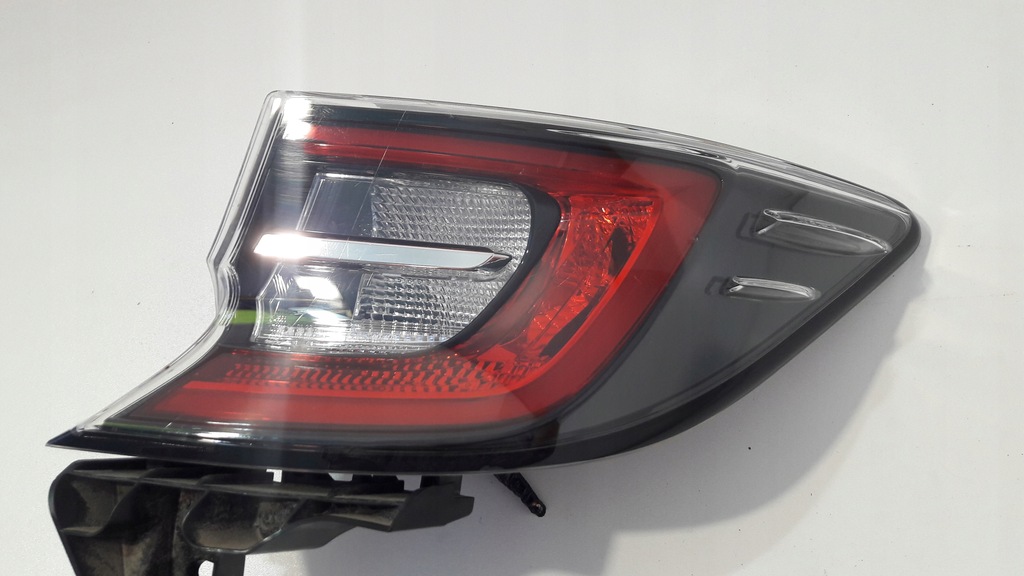 фото №4, Toyota corolla e21 задня права лампа хетчбек full led r76