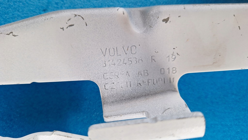 фото №6, Volvo xc60 ii 2017- петли капот комплект