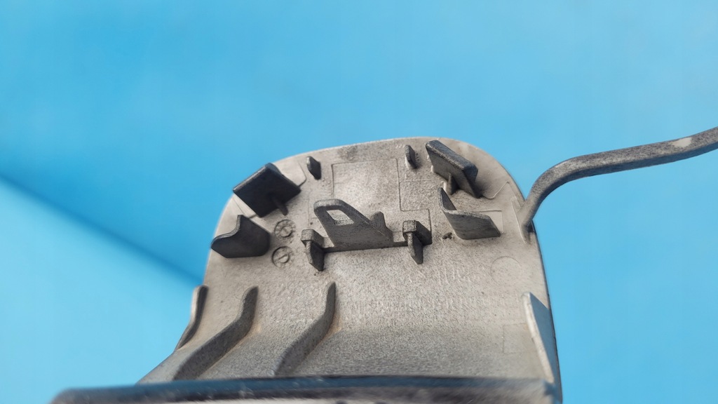 фото №8, Mercedes eqe w295 350+ 23r заглушка фаркоп бампера перед a2958853100