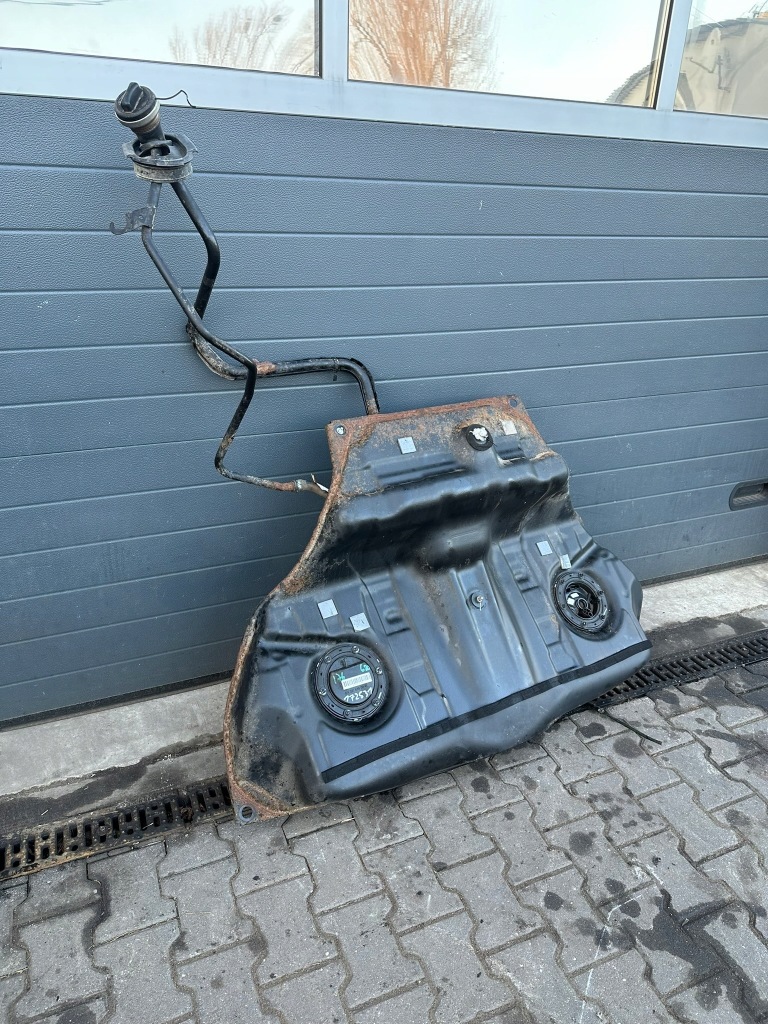 Бак топлива, bak топлива, насос топлива mercedes cl w216 6.3 amg om156 Киев