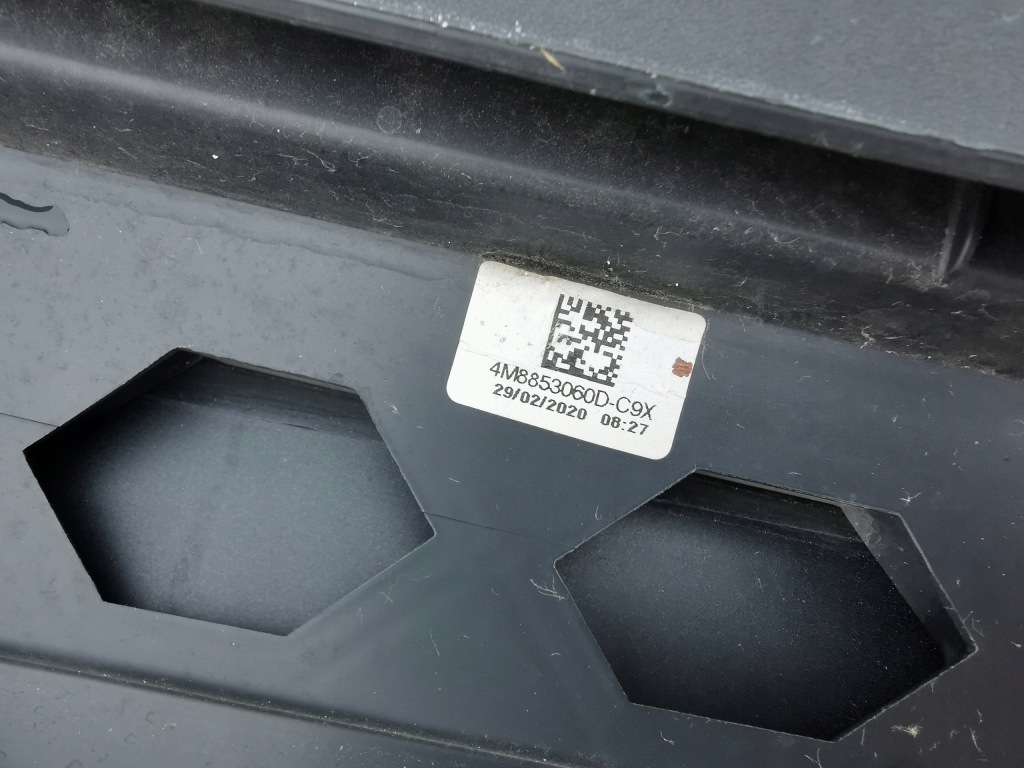 фото №9, Audi q8 4m8 молдинг na дверь передние правое перед 4m8853960d