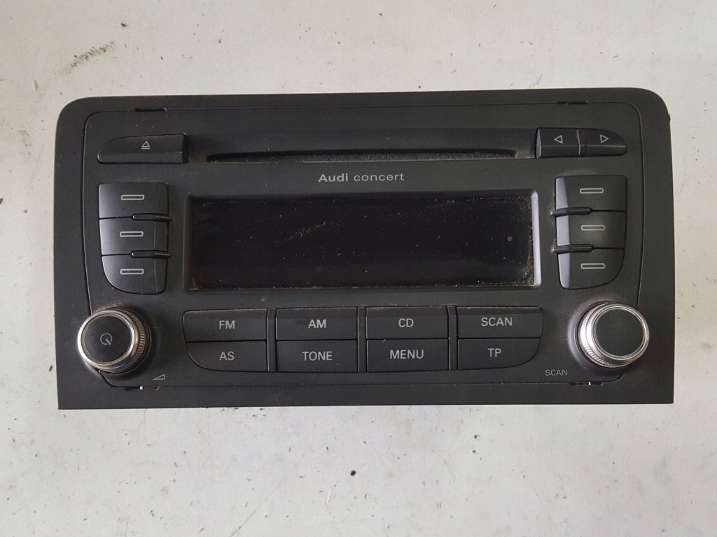 Купити Audi a3 8p lift 08-12r радіо concert радіопрогравач 8p0035186s