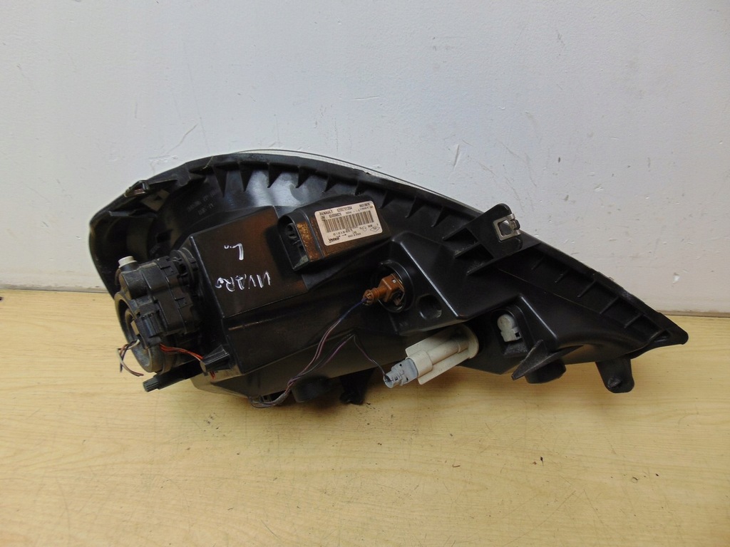 фото №9, Лампа левая перед opel vivaro lift 2006- europa