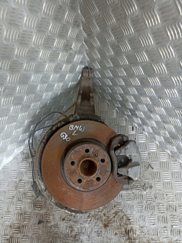 фото №1, Bmw 5 g30 поворотный кулак левая передняя