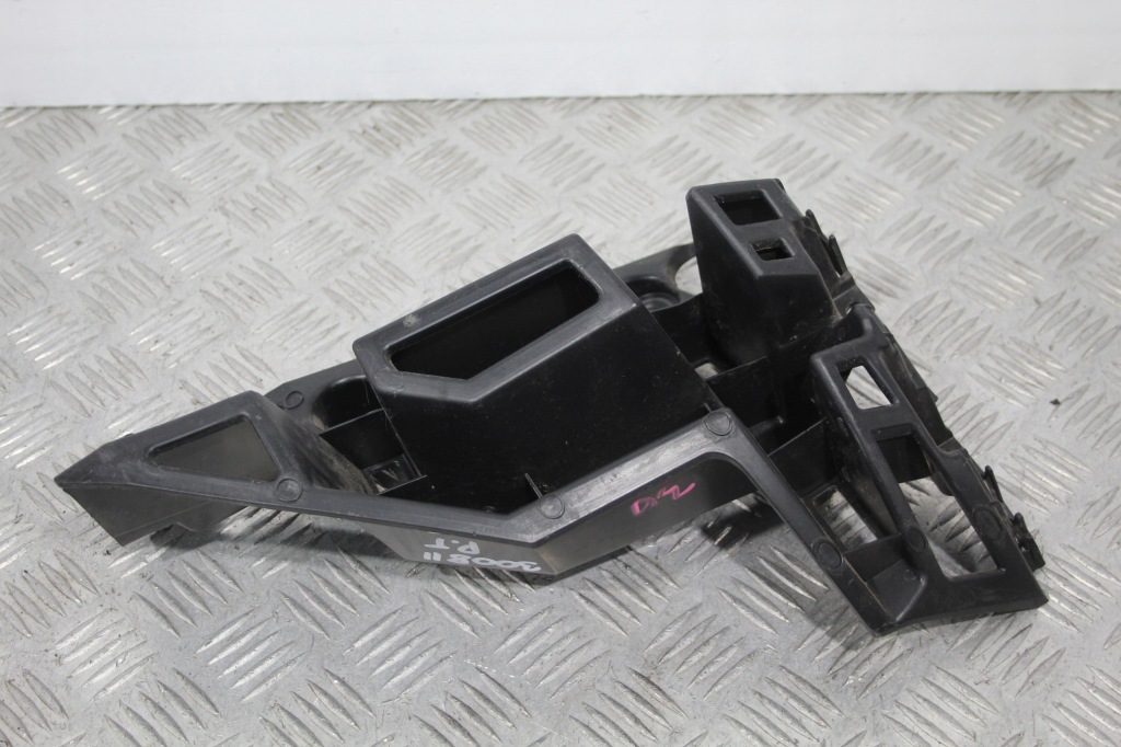 фото №1, Направляющая бампера правый задняя peugeot 3008 ii 2