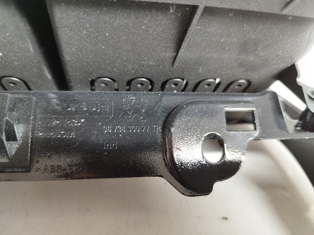 фото №8, Peugeot 208 рамка dekor консоли решётка обдув