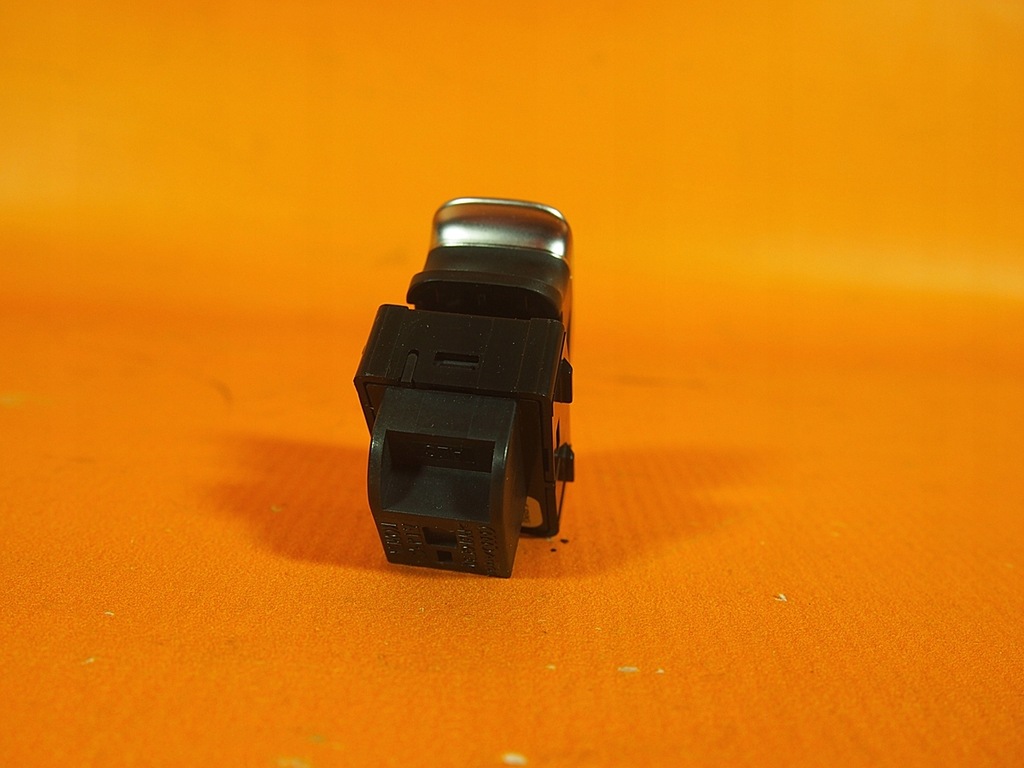 фото №11, Audi a3 s3 8v панели окон хром комплект 8v0959851a