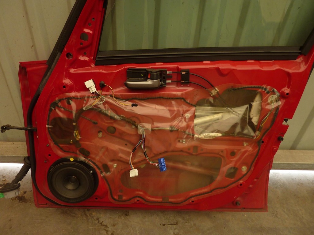 фото №14, Дверь suzuki sx4 06-14r. правое передние kod znb