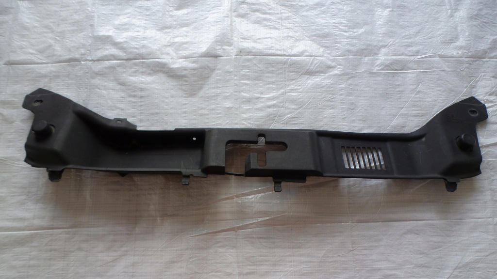 Купить Volvo v50 защита поперечина верхнего перед 30716338