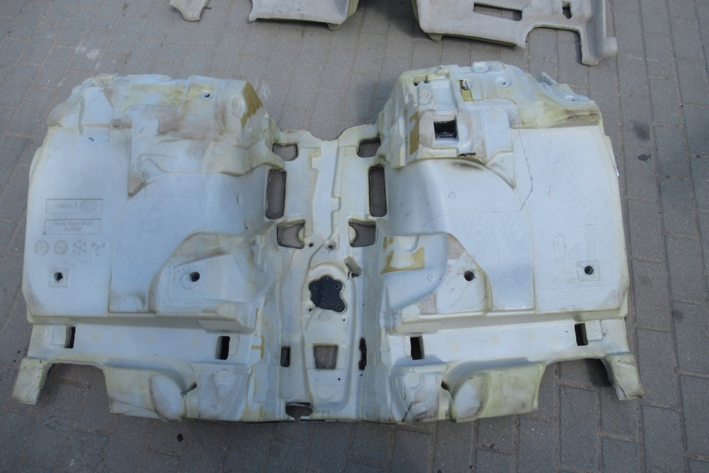 фото №15, Обшивка коврик пол bmw f07 gt europa