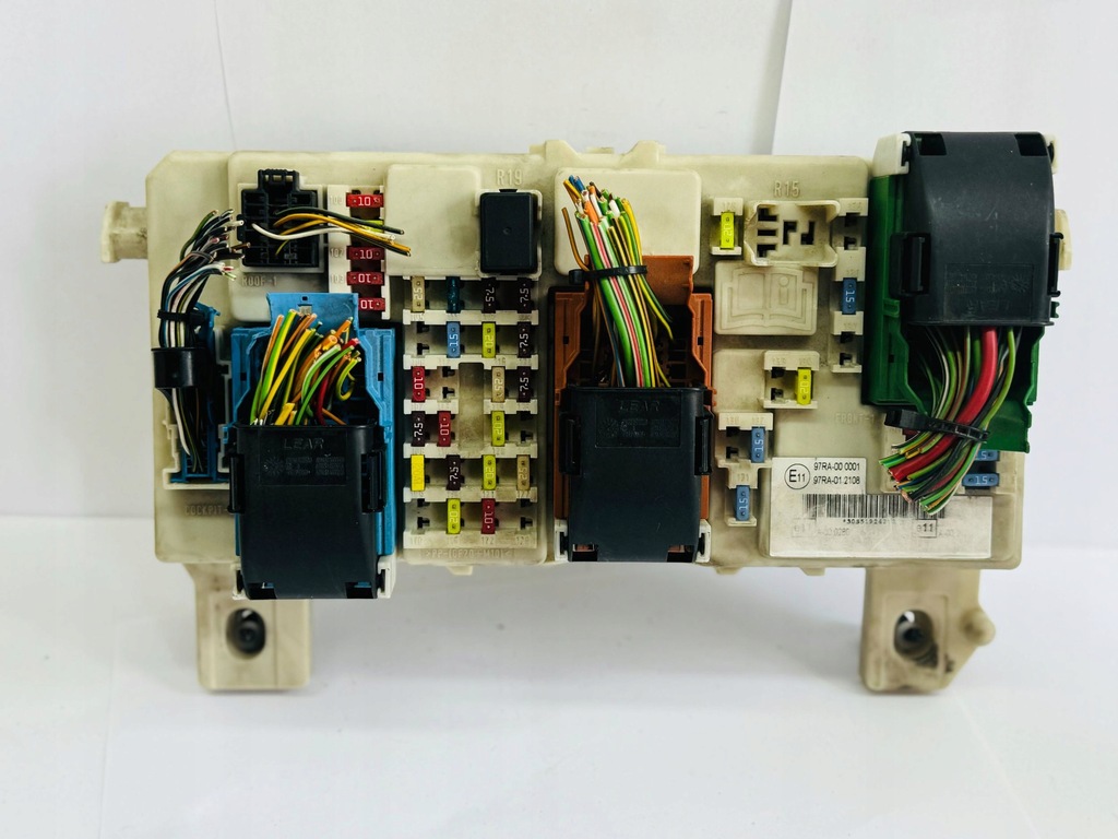 фото №5, Ford c-max mk1 focus mk2 lift 1.8 16v коробка модуль bsi 7m5t-14a073-cc