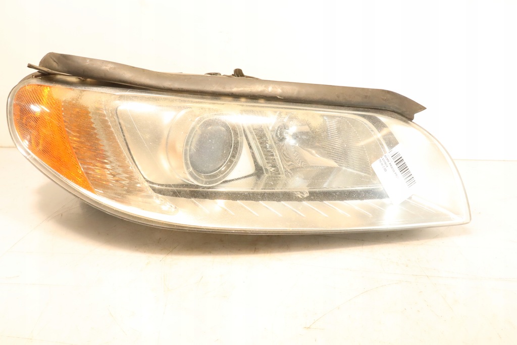 фото №1, Лампа правая передняя volvo v70 iii