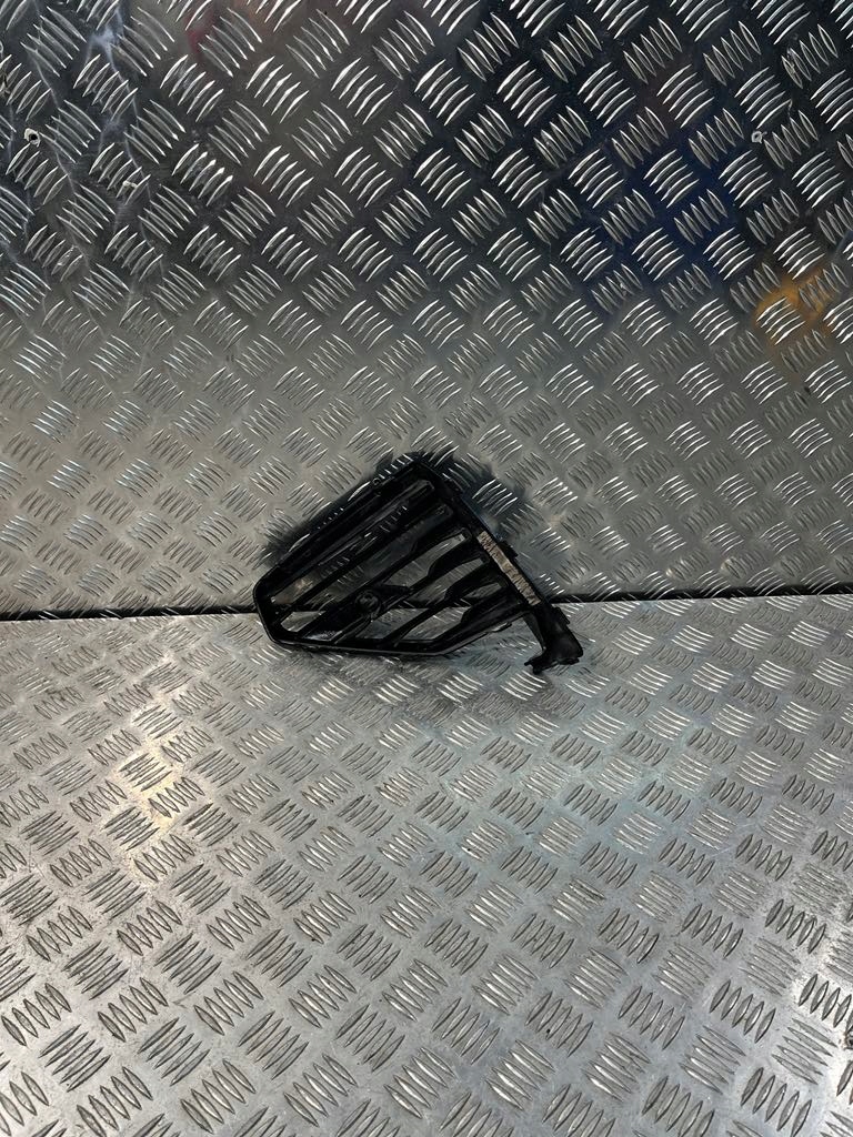 фото №1, Volvo v60 ii s60 iii 2018- r-design решітка права