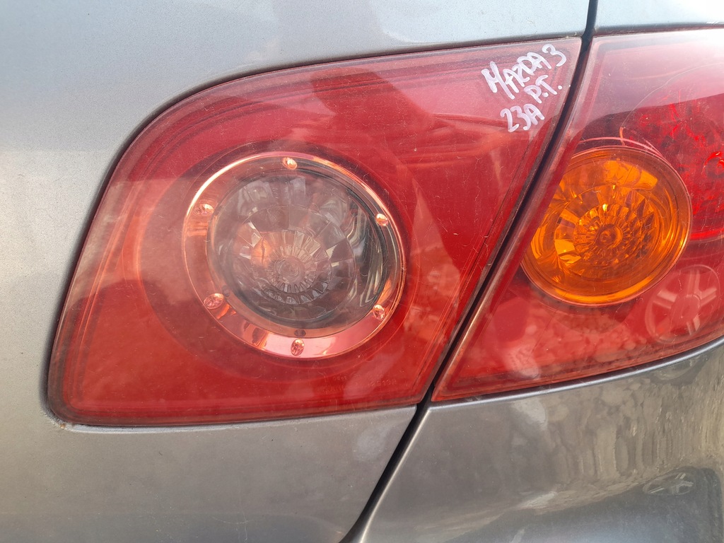 фото №5, Mazda 3 лампа правий задня права задня кришка багажника кришка