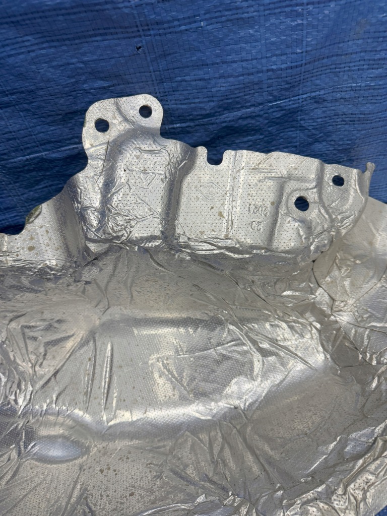 фото №10, Защита тепловая renault austral 1.2 e-tech 747511587r автоматическая коробка передач