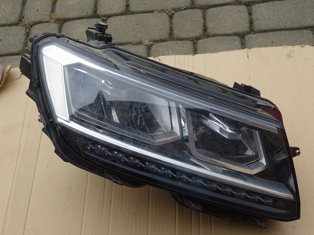 фото №1, Vw tiguan ii лампа правая full led правый 5nb941036b