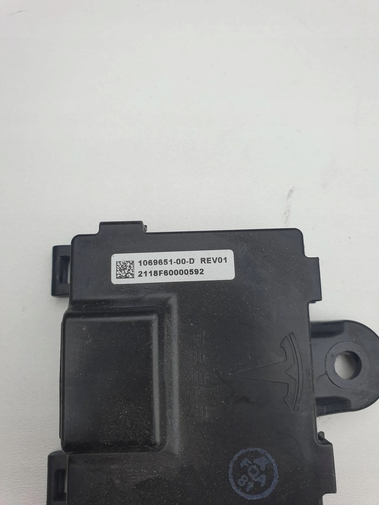 фото №3, Tesla s модуль ручка 1069651-00-d