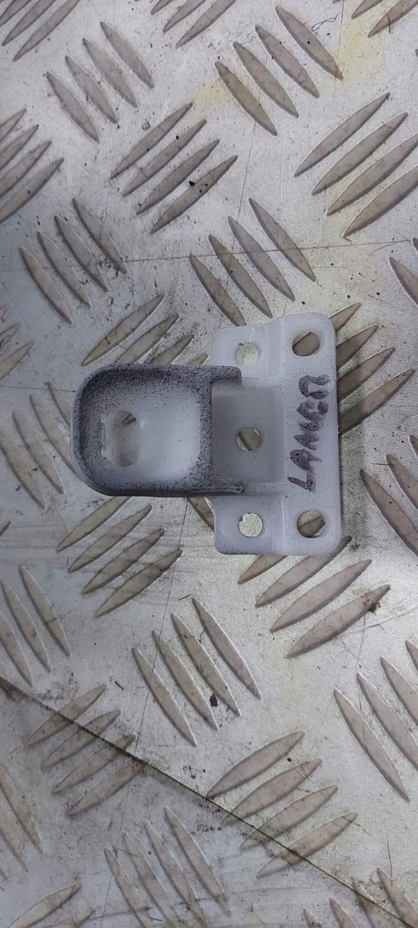 фото №4, Кронштейн панели консоли mitsubishi lancer viii x